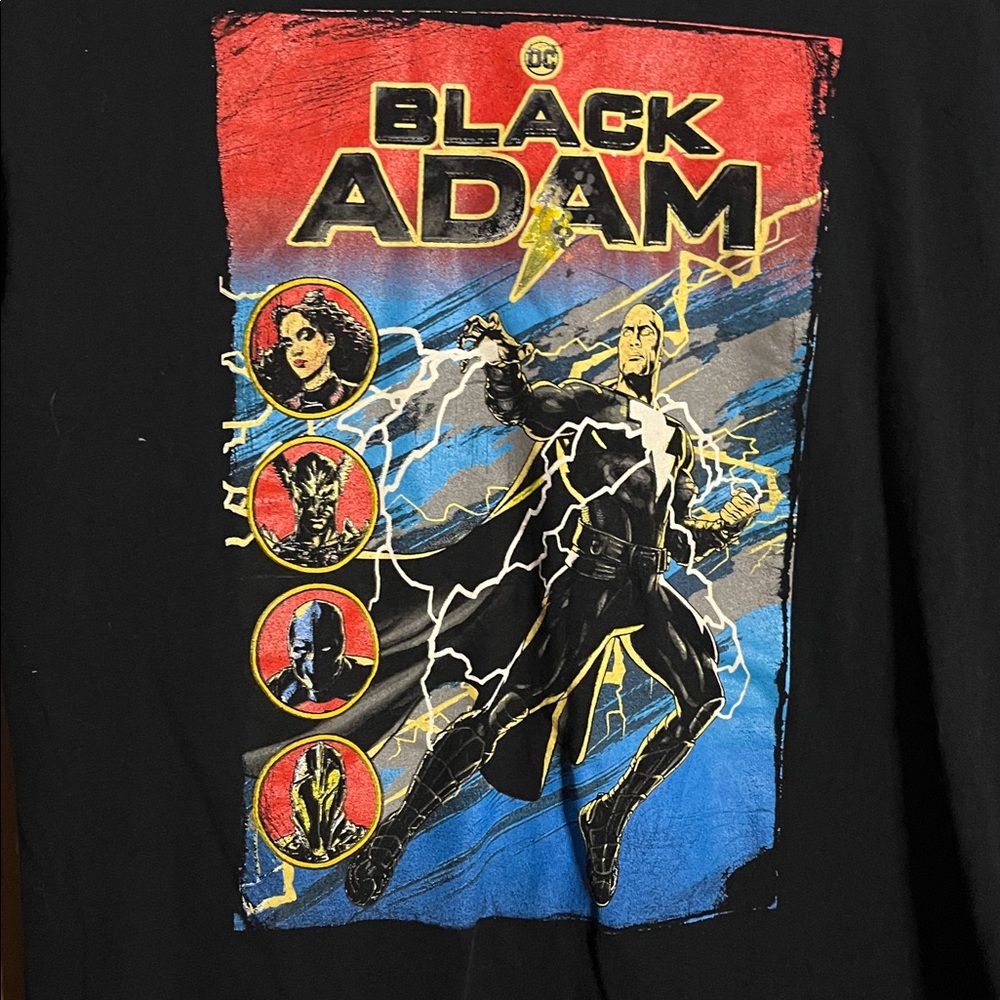 😄Black Adam DC comics Tshirt